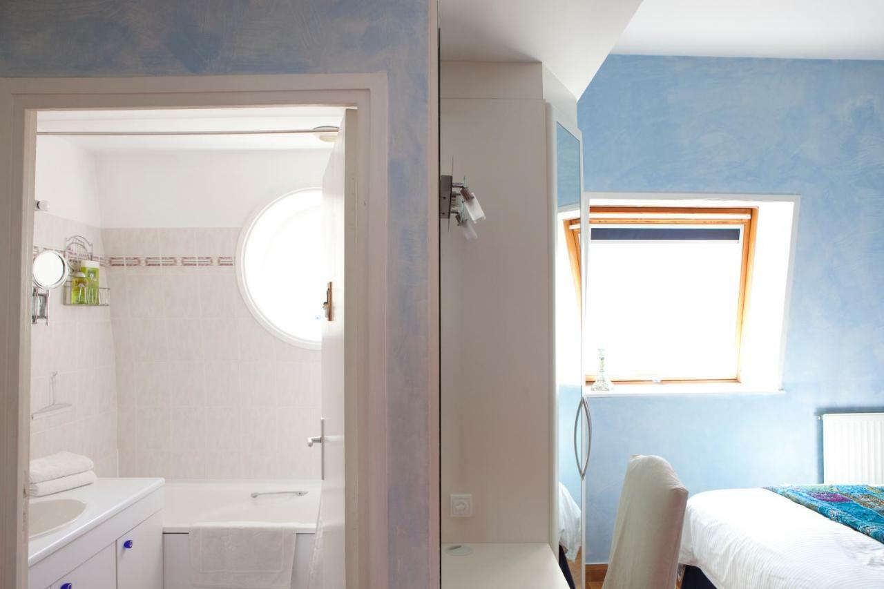 52 Clichy Bed & Breakfast - Chambre D'Hotes Párizs Kültér fotó