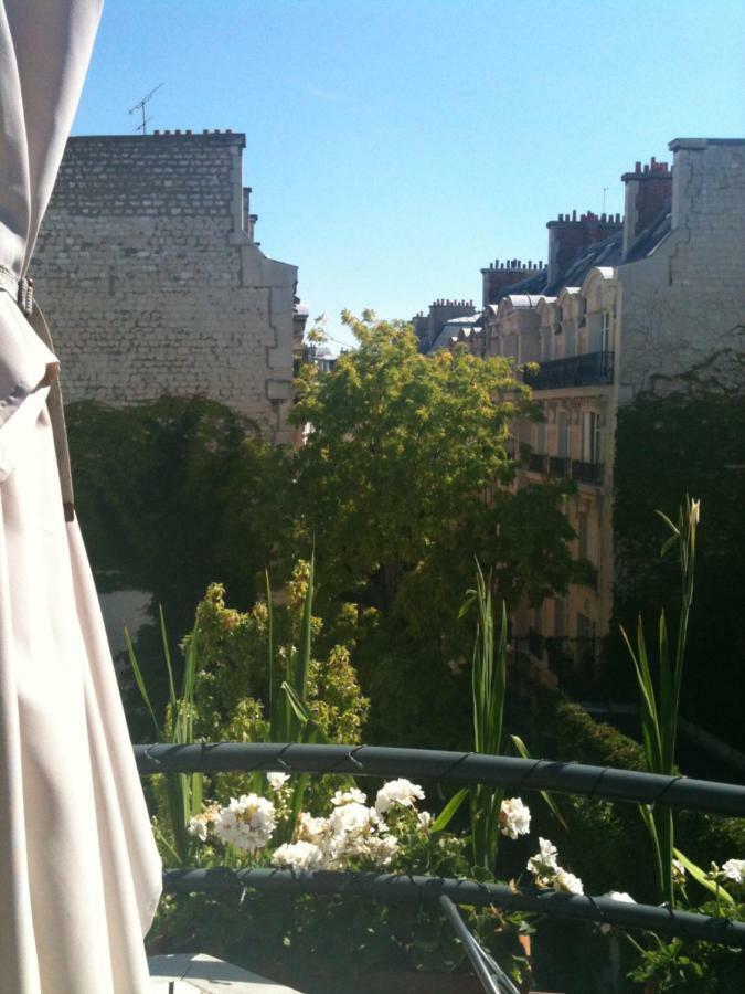 52 Clichy Bed & Breakfast - Chambre D'Hotes Párizs Kültér fotó